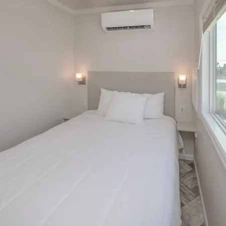 Blufin Bungalows & Marina Chincoteague Room photo