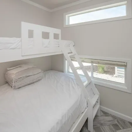 Blufin Bungalows & Marina Chincoteague Room photo
