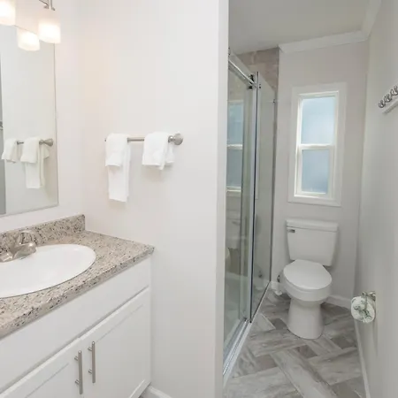 Blufin Bungalows & Marina Chincoteague Room photo